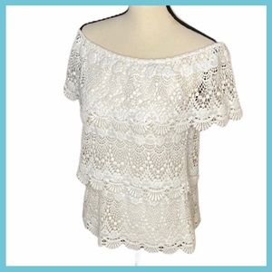 White House Black Market White Lace Top Sz S